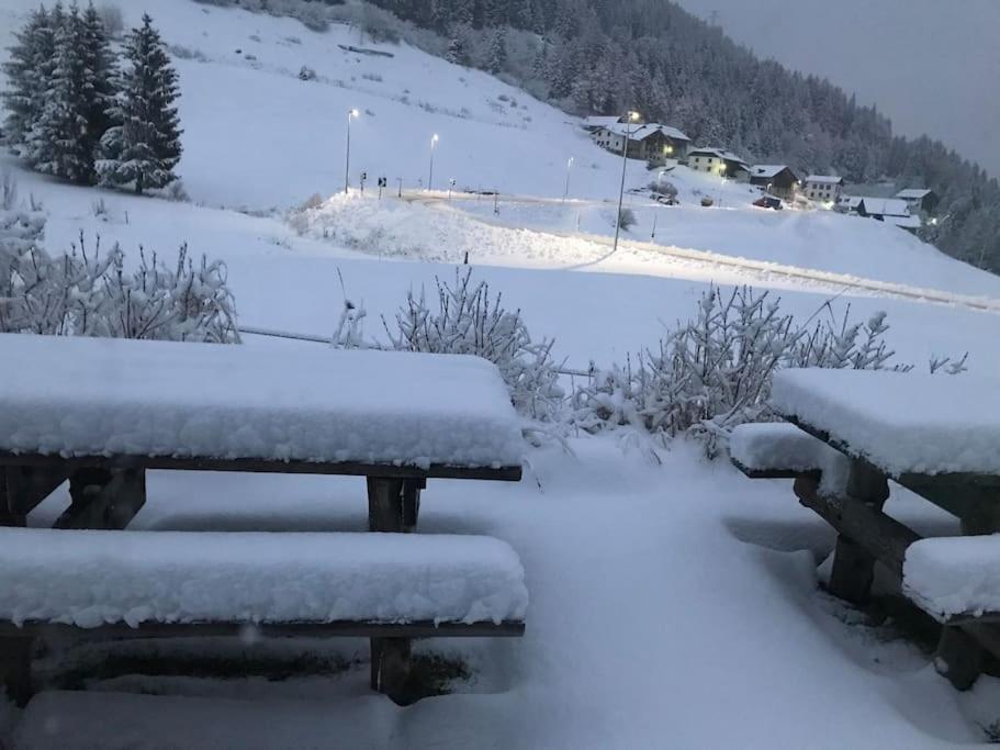 Chalet Rustico Bertolini Per Gruppi! Villa Vermiglio Exterior foto
