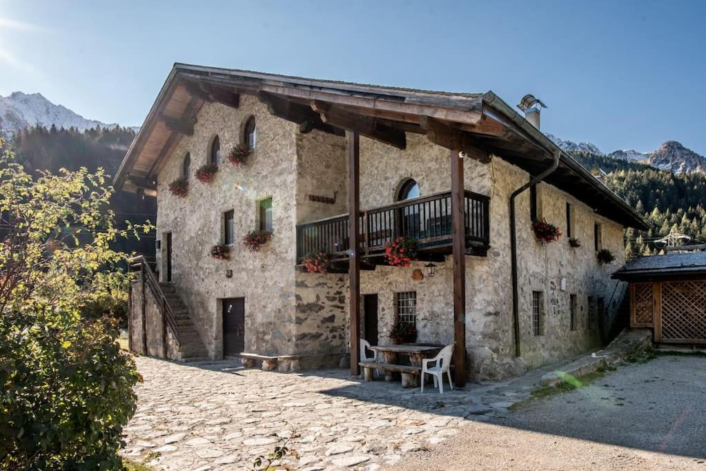Chalet Rustico Bertolini Per Gruppi! Villa Vermiglio Exterior foto