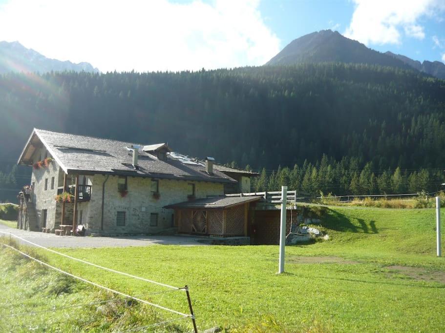 Chalet Rustico Bertolini Per Gruppi! Villa Vermiglio Exterior foto